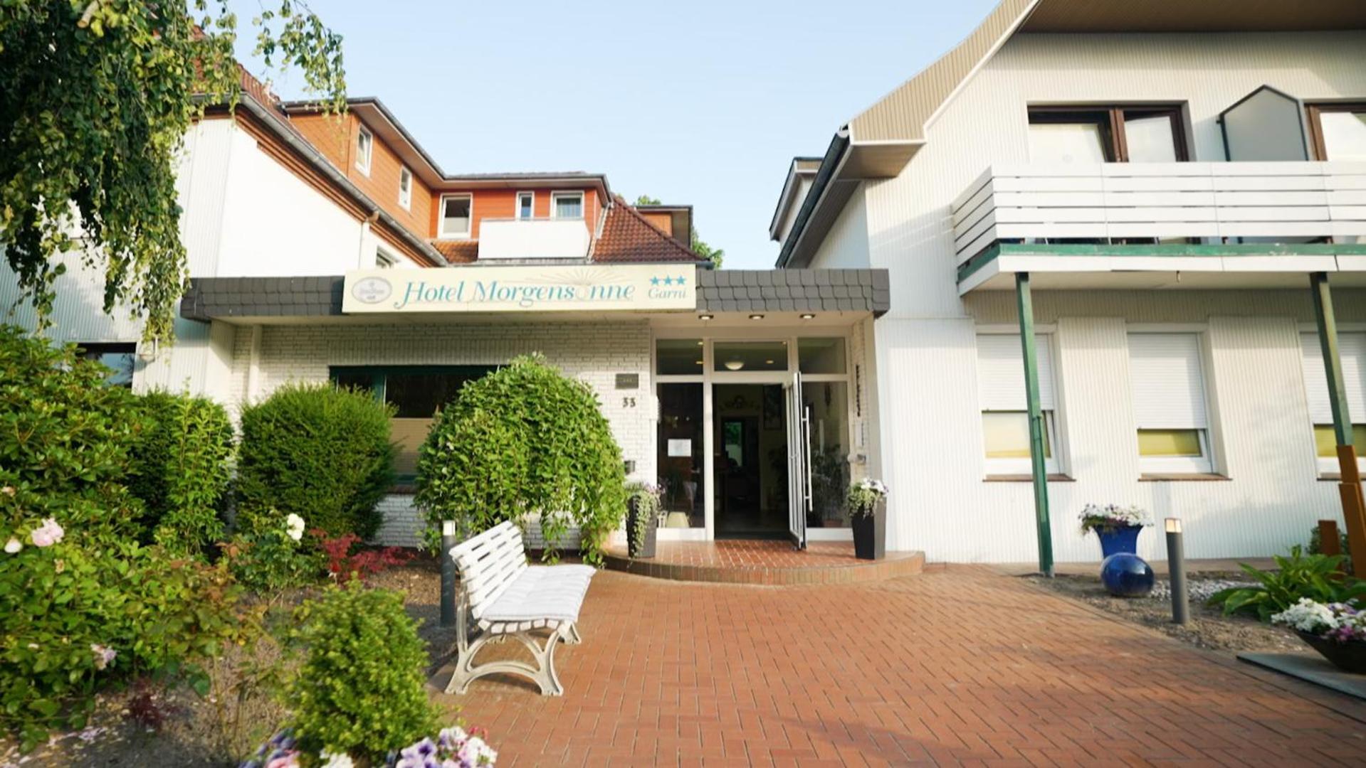 Hotel Morgensonne Garni Бюзум Экстерьер фото