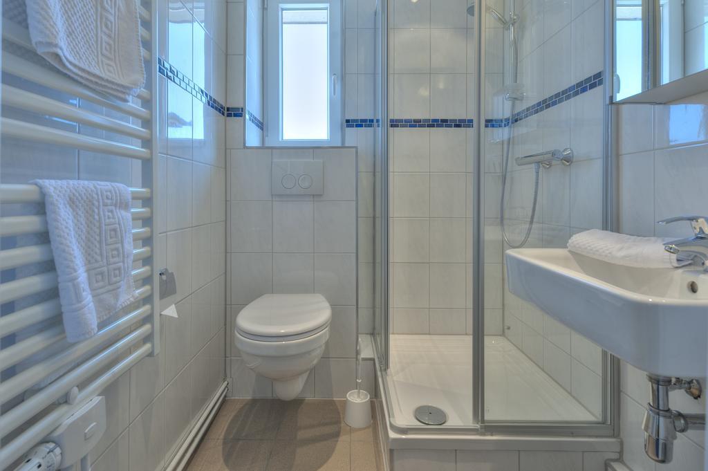 Hotel Morgensonne Garni Бюзум Экстерьер фото